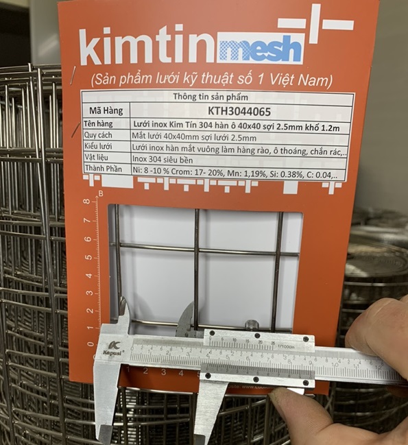 Lưới inox Kim Tín 304 hàn ô 40x40mm sợi 2.5mm khổ 1.2m